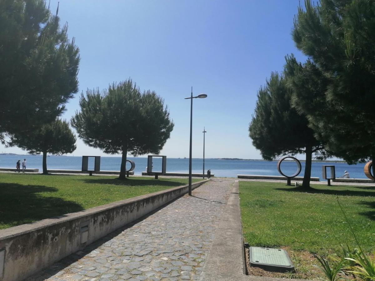 Lilac Homestay Σετούμπαλ Εξωτερικό φωτογραφία